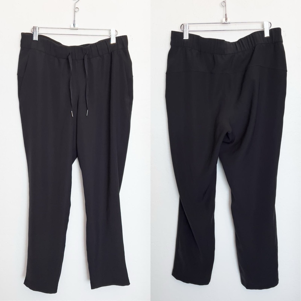 Lululemon Athletica Black Straight Leg Pants with Relaxed Fit